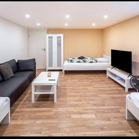 Cityloft Kassel 1 - Zentrale Unterkunft Fuer Gruppen Bis 7 Personen - Parkplatz - Netflix 外观 照片